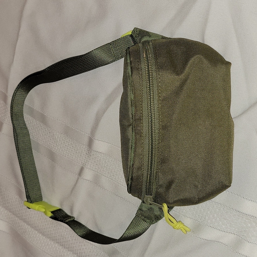 Fanny pack/belt camo green